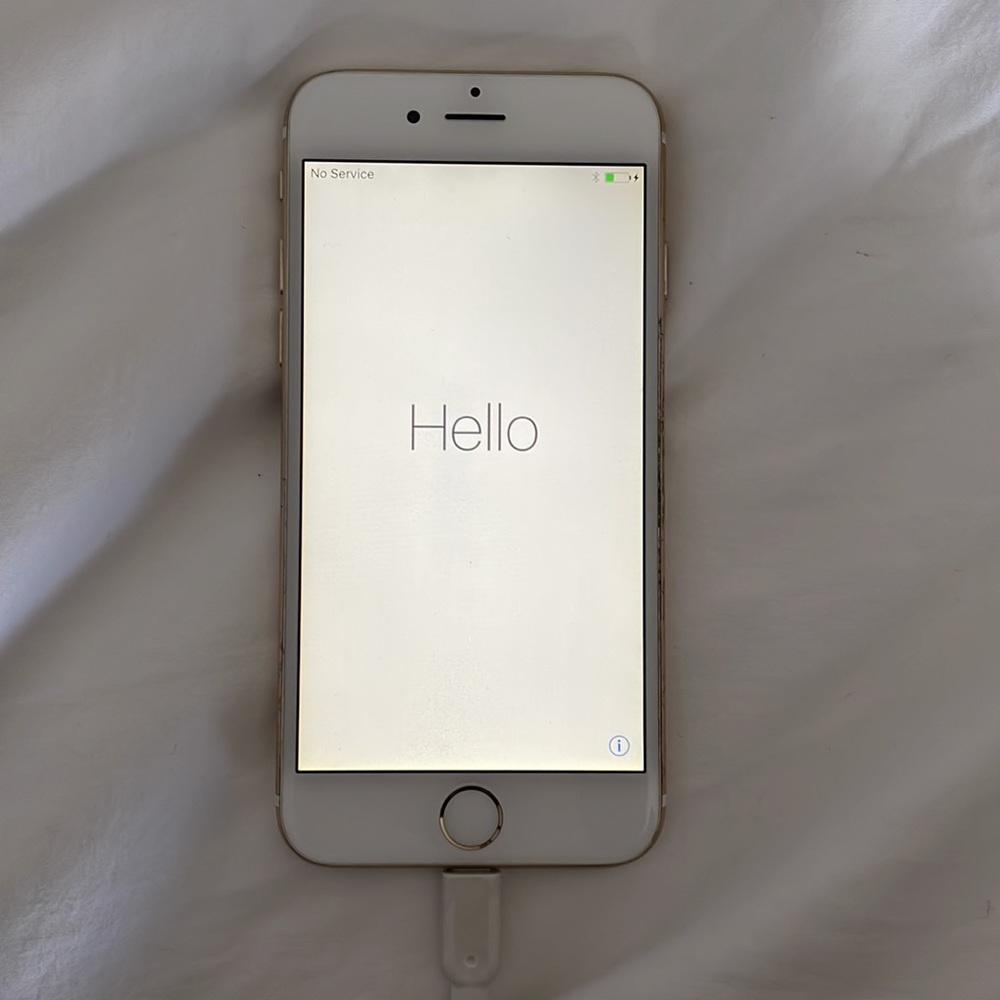 Gold iPhone 8 256GB